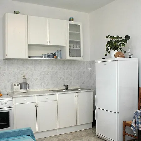 4358a Apartment Lumbarda